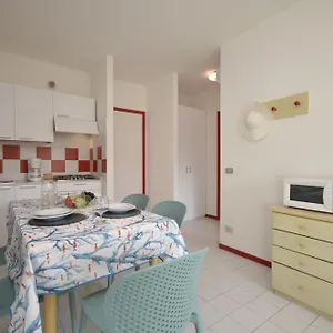 Urano Apartment